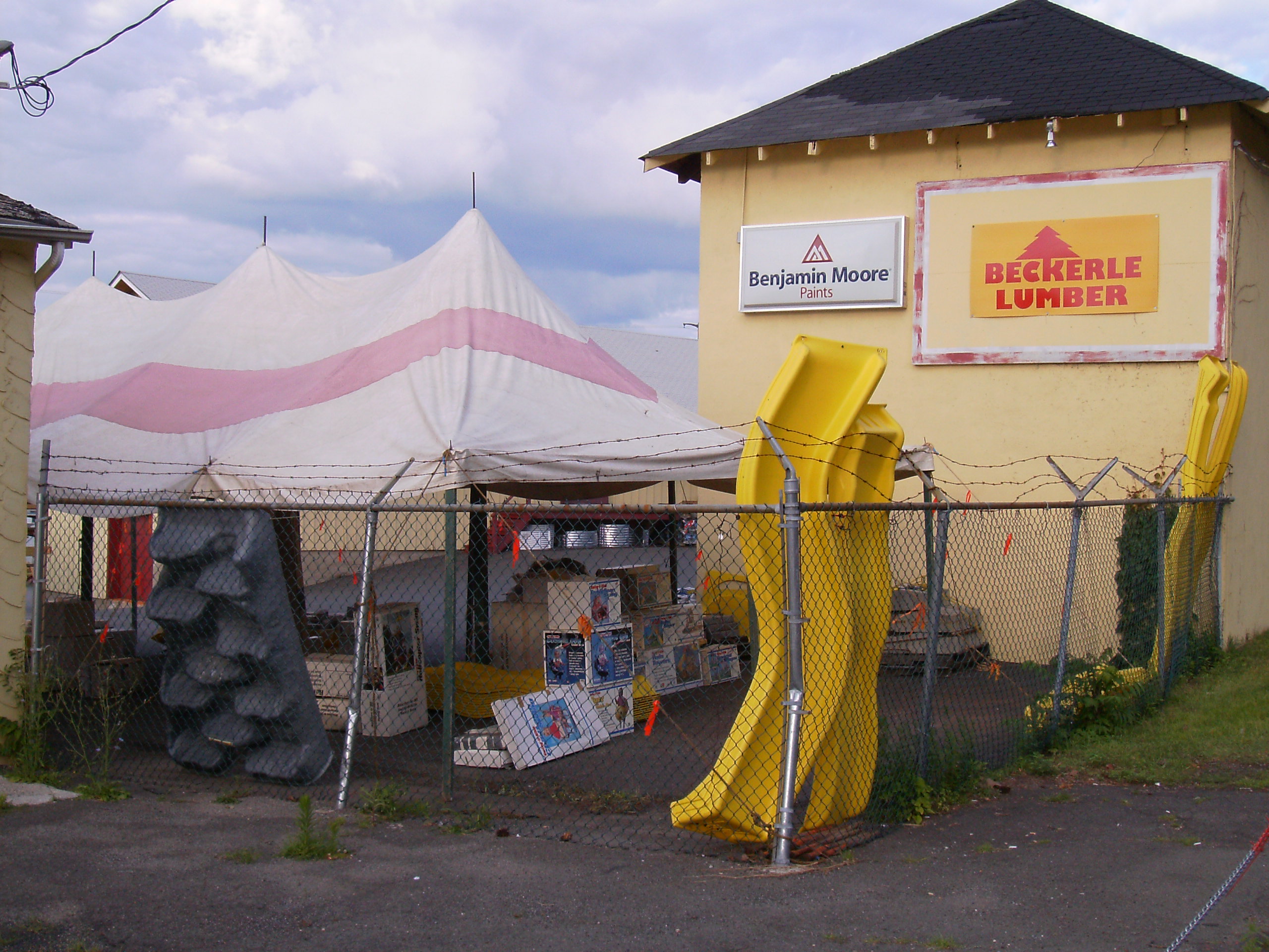 Swing-N-Slide Tent sale Haverstraw